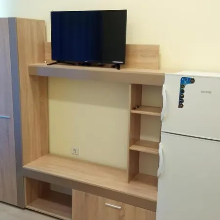 Luxury Neptune Center *